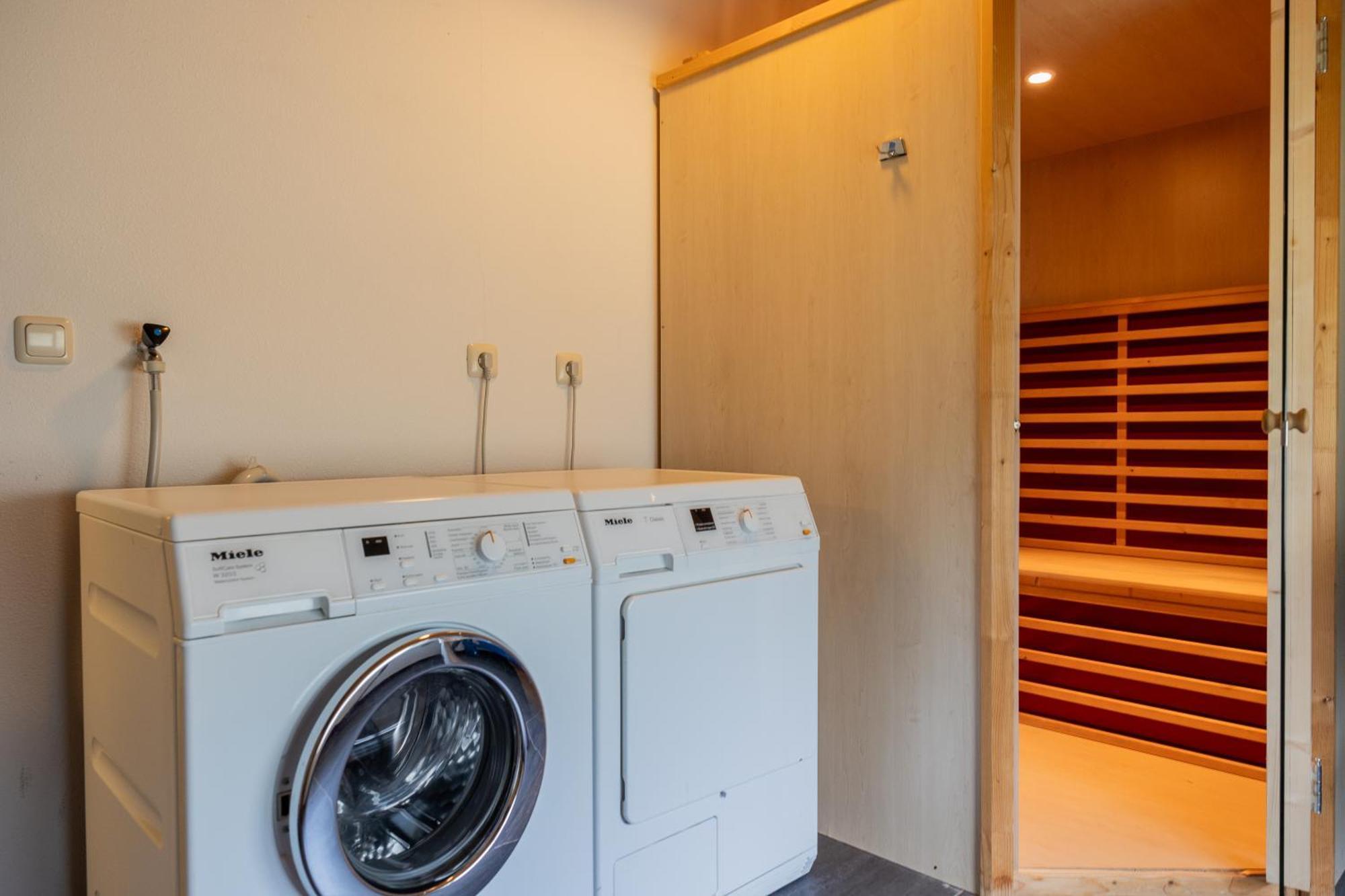 Vakantiepark Klein Vaarwater Buren  Zimmer foto